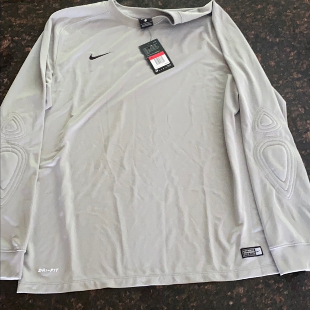 men’s nike dri-fit shirts